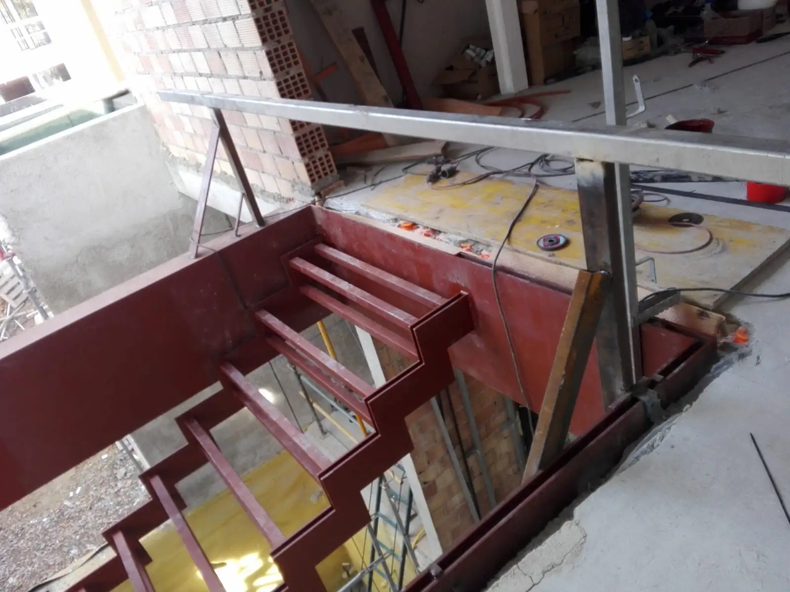 instalación de escalera en Mallorca